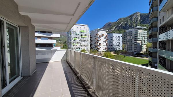 Appartement Grenoble 2 pièce(s) 43.81 m2