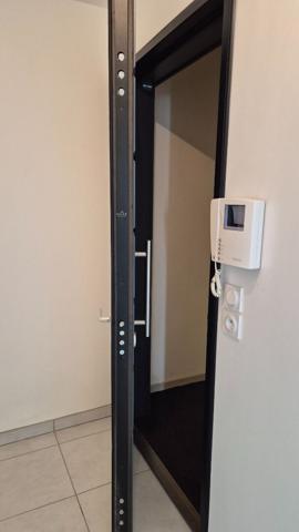 Appartement Grenoble 2 pièce(s) 43.81 m2