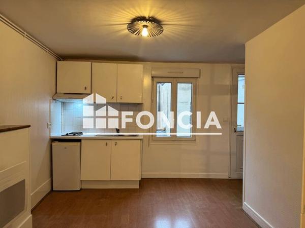 Location Studio 24.54 m² - 26 RUE DE CHATEAUDUN Rennes 35000