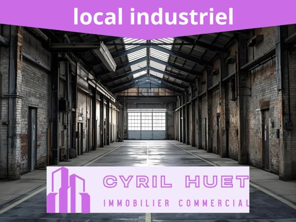 GRIMAUD -LOCAL D'ACTIVITE  470 m², ENTREPOT ET BUREAUX