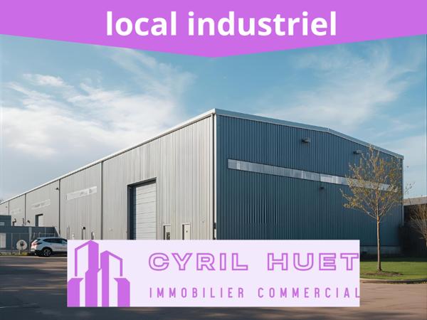 GRIMAUD -LOCAL D'ACTIVITE  470 m², ENTREPOT ET BUREAUX