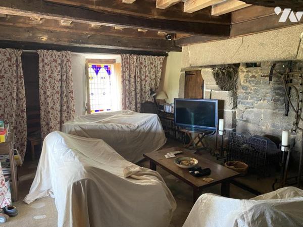 EXCLUSIVITE  - MAISON ATHYPIQUE AVEC CACHET  et TERRAIN