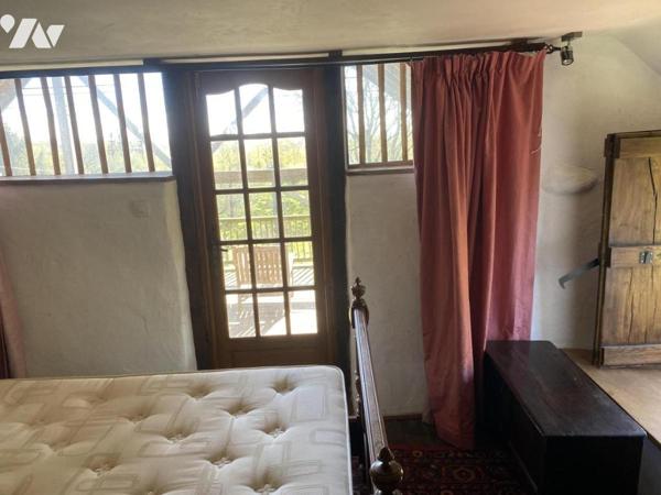 EXCLUSIVITE  - MAISON ATHYPIQUE AVEC CACHET  et TERRAIN