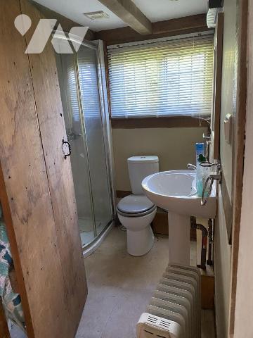 EXCLUSIVITE  - MAISON ATHYPIQUE AVEC CACHET  et TERRAIN