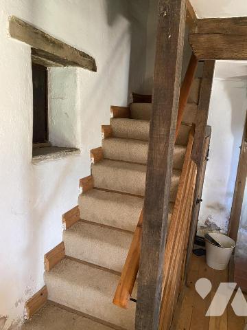 EXCLUSIVITE  - MAISON ATHYPIQUE AVEC CACHET  et TERRAIN