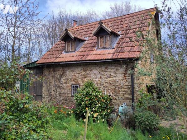 EXCLUSIVITE  - MAISON ATHYPIQUE AVEC CACHET  et TERRAIN