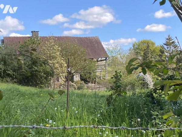 EXCLUSIVITE  - MAISON ATHYPIQUE AVEC CACHET  et TERRAIN
