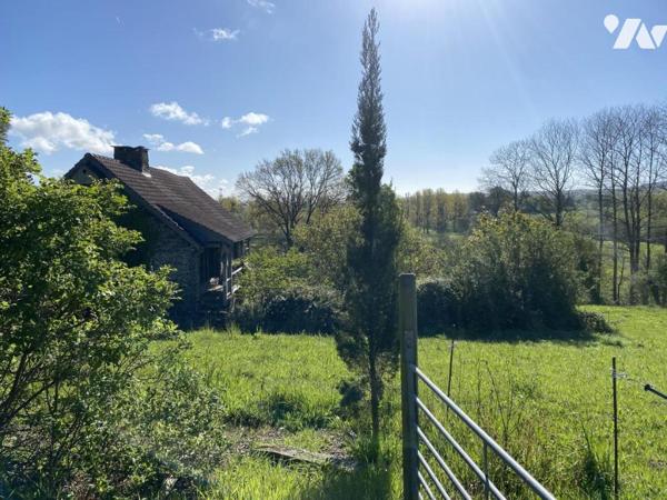 EXCLUSIVITE  - MAISON ATHYPIQUE AVEC CACHET  et TERRAIN