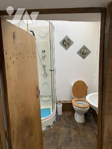 EXCLUSIVITE  - MAISON ATHYPIQUE AVEC CACHET  et TERRAIN