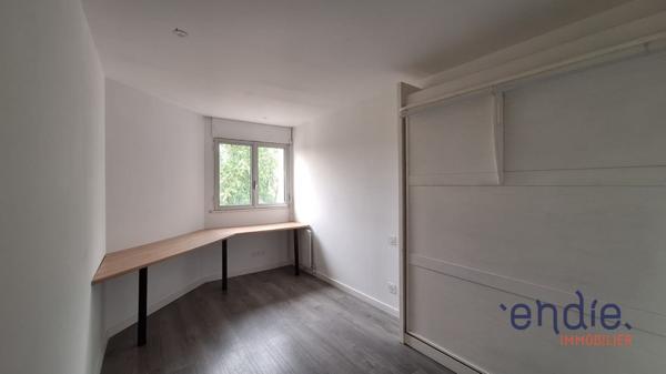 T4 de 76m2, calme et idéalement situé, refait à neuf, avec piscine