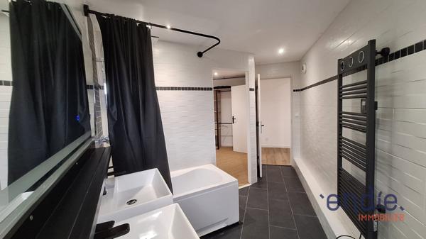 T4 de 76m2, calme et idéalement situé, refait à neuf, avec piscine