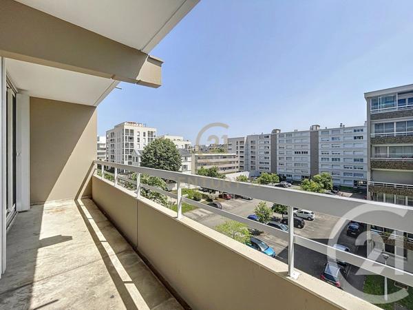 Appartement T5 à vendre  4 pièces - 92 m2 LYON - 69008