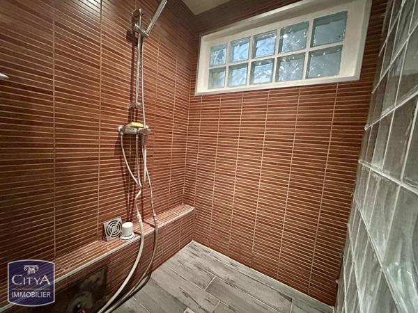 Appartement à vendre 4 pièces 121m² Sète (34200)