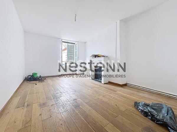 maison de charme, beau séjour de 45 m²  à Cheverny, centre bourg