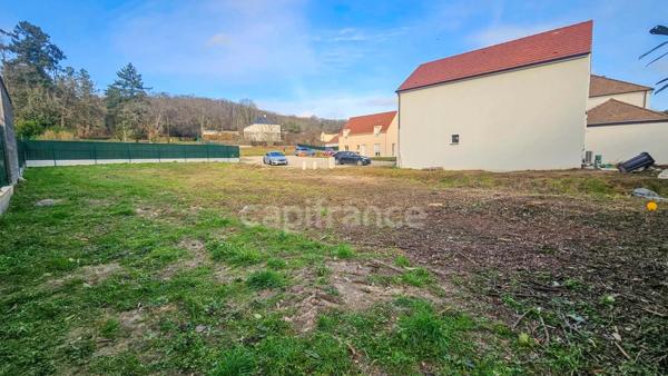 Terrain viabilisé de 588 m² à vendre DOURDAN (91)