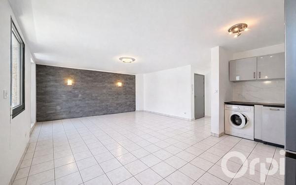 Appartement à vendre    2 pièces • 67 m2 Annemasse