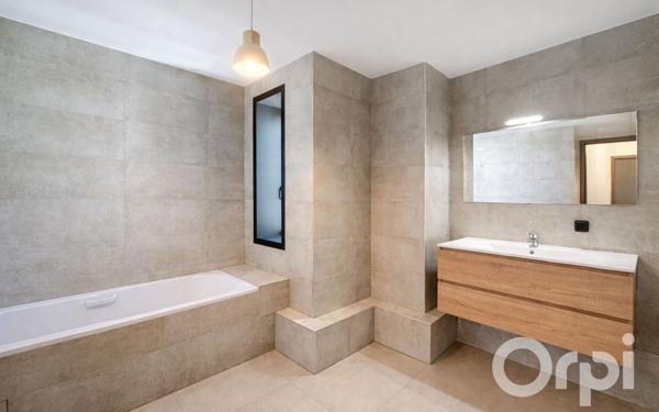 Appartement à vendre    2 pièces • 67 m2 Annemasse