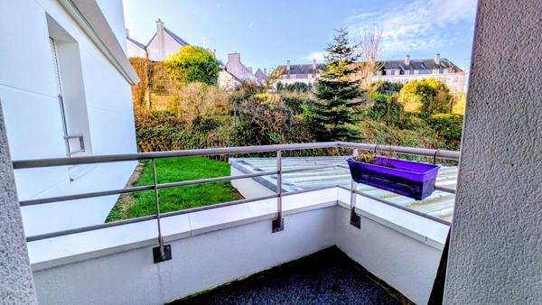 Quimper (29000) Magnifique T2 cosy avec place de stationnement privative et balcon.