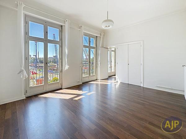 Location appartement Nantes : 989 € - AJP Immobilier Nantes Ouest