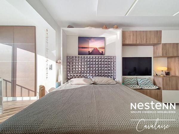 Appartement refait à neuf de type 1 d'environ 33 m² aux Marines de Cogolin à l'exposition sud et vue mer !