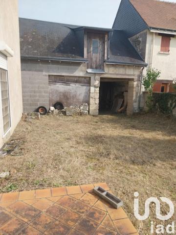 House for sale 4 rooms 97 m² Chinon