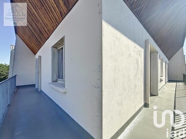 House for sale 5 rooms 93 m² Yzeure