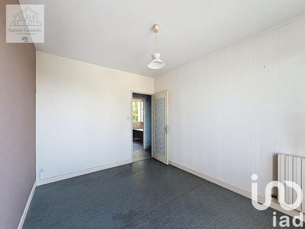 House for sale 5 rooms 93 m² Yzeure