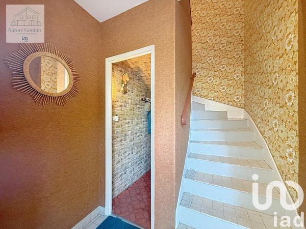 House for sale 5 rooms 93 m² Yzeure