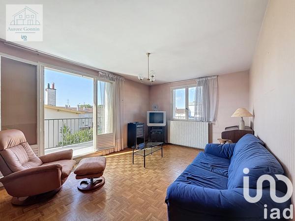 House for sale 5 rooms 93 m² Yzeure