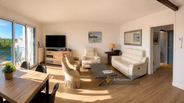 Vente                                                      Maison
                        
                     5 pièces                      110 m2                     à Saint-Gilles-Croix-de-Vie