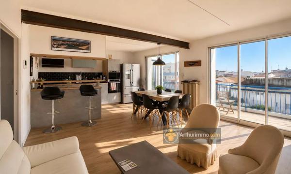 Vente                                                      Maison
                        
                     5 pièces                      110 m2                     à Saint-Gilles-Croix-de-Vie