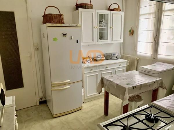 Proche du centre Ville + Balcon + Traversant + Lumineux + Garage +Cave