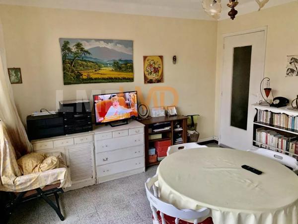 Proche du centre Ville + Balcon + Traversant + Lumineux + Garage +Cave