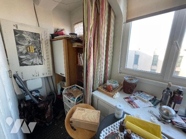 MARSEILLE 7éme,  T2 67m²+ terrasse 11m² et garage vue  NOTRE DAME DE LA GARDE et mer.