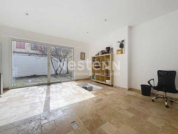 LUCON - MAISON DE VILLE