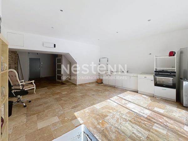 LUCON - MAISON DE VILLE