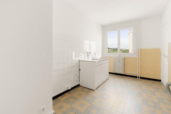 Appartement t3 – balcon plein sud – cave – parking