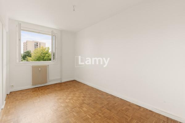 Appartement t3 – balcon plein sud – cave – parking