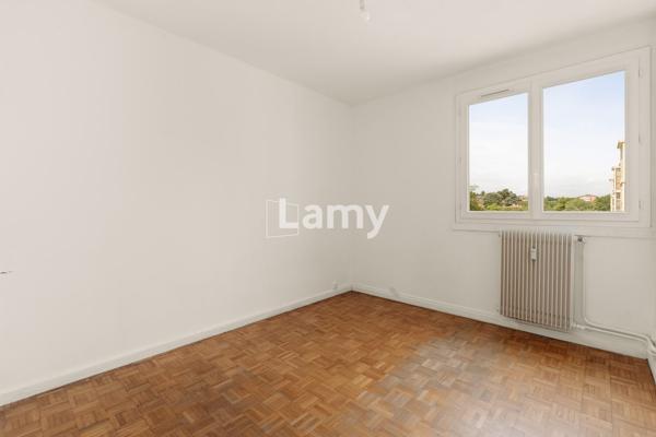 Appartement t3 – balcon plein sud – cave – parking
