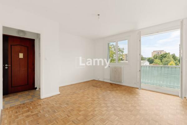 Appartement t3 – balcon plein sud – cave – parking