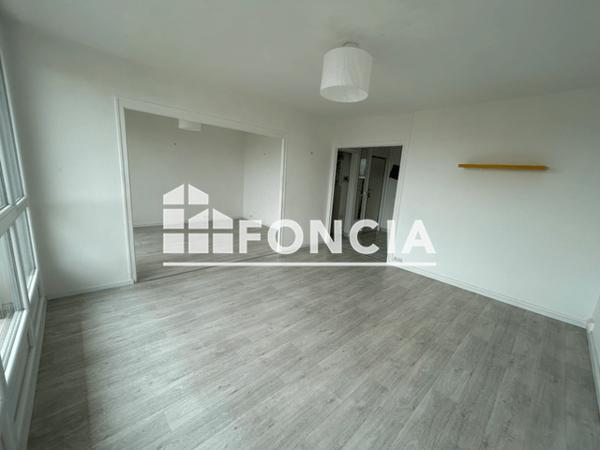 Location Appartement 4 pièces 70 m² - LE PANORAMIC Reims 51100