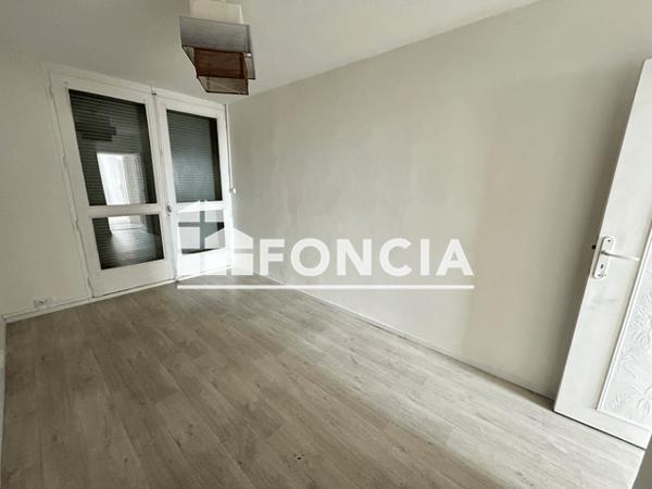 Location Appartement 4 pièces 70 m² - LE PANORAMIC Reims 51100