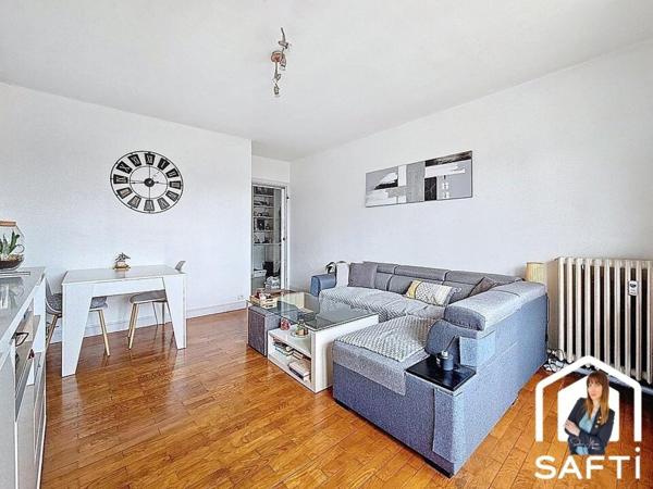 Lumineux T2 traversant au cœur de Saint-Marcellin