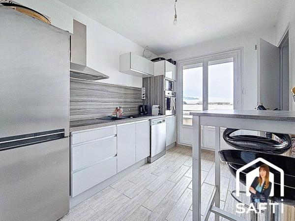 Lumineux T2 traversant au cœur de Saint-Marcellin