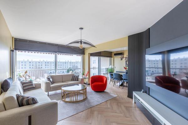 Appartement de 5 pièces de 107 m² à Bron