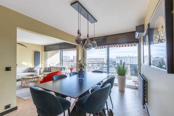 Appartement de 5 pièces de 107 m² à Bron