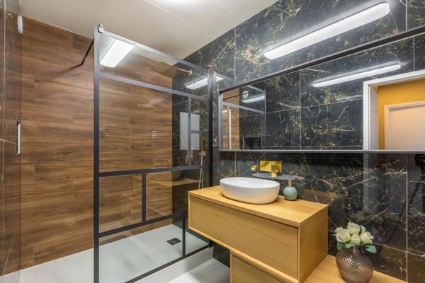 Appartement de 5 pièces de 107 m² à Bron