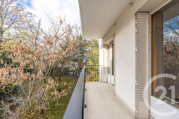 Appartement F4 à vendre  4 pièces - 87,51 m2 ST MAUR DES FOSSES - 94