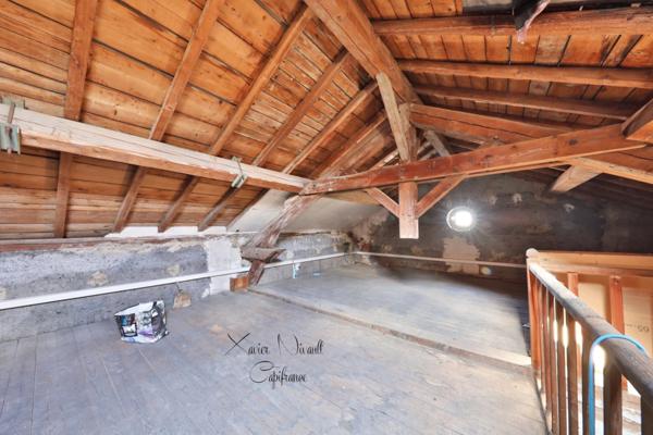 Maison à vendre 7 pièces proche de MONTREVEL EN BRESSE (01)