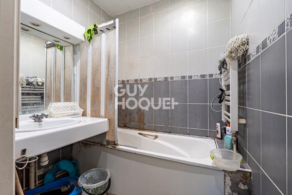 3 PIECES AVEC JARDIN ET PARKING- CENTRE VILLE